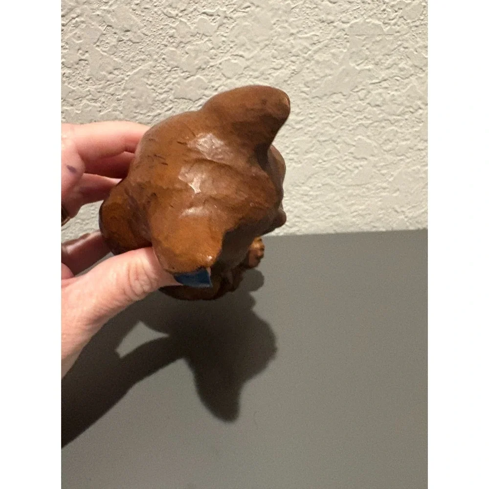 Vintage Red Mill Mfg 1985 Sitting Cat Figurine Crushed Pecan Resin 6
